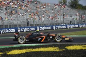 Santiago Ramos y Rafa Cámara suben al podio en Imola 2025