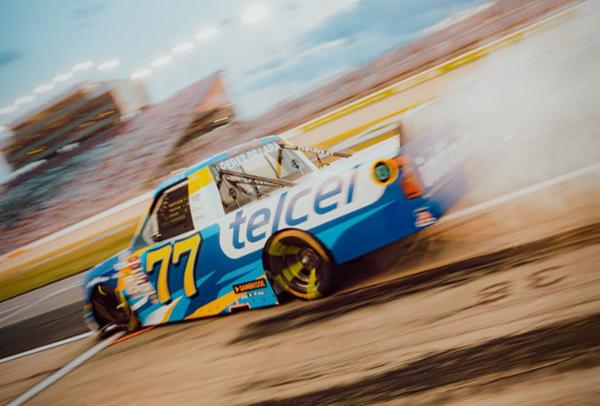 Andrés Pérez de Lara y la camioneta #77 Telcel-Claro-Infinitum retoman NASCAR Truck en el trióvalo de Pocono