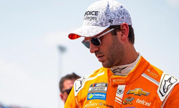 Daniel Suárez cierra en el vigésimo quinto lugar en el óvalo corto de Iowa