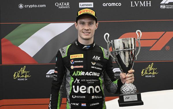 Podio para Joshua Dürksen en la carrera Sprint de F2 en Yas Marina