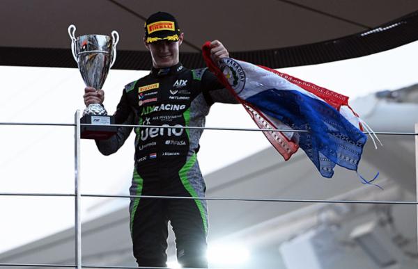 Dürksen, en plan grande en Yas Marina; Villagómez se mete a los puntos y Montoya en blanco al caer el telón de la F2