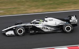 De nueva cuenta Sergio Pérez y Valtteri Bottas reciben bandera a cuadros, ahora en el GP japonés